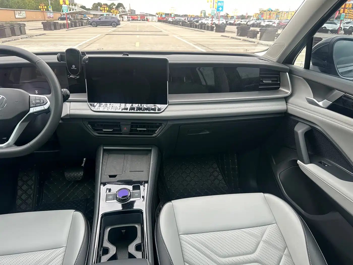 Volkswagen Tayron 2025 Tayron L 330TSI 2WD Elite фото 12