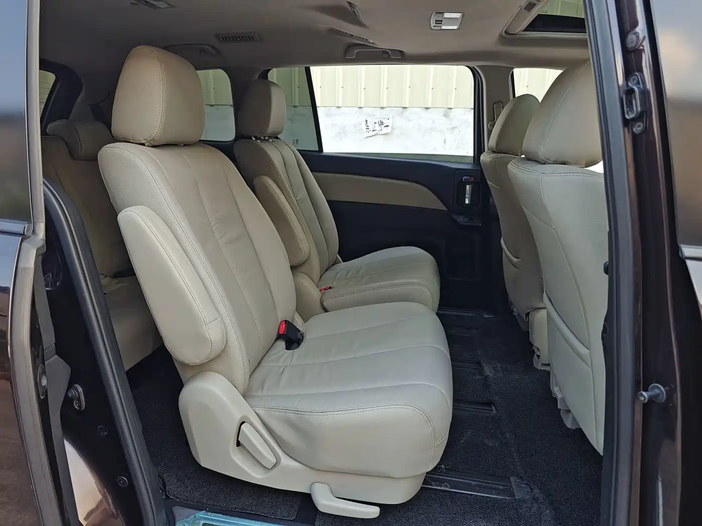 Mazda 8 2015 2015 2.5L Navigator Edition