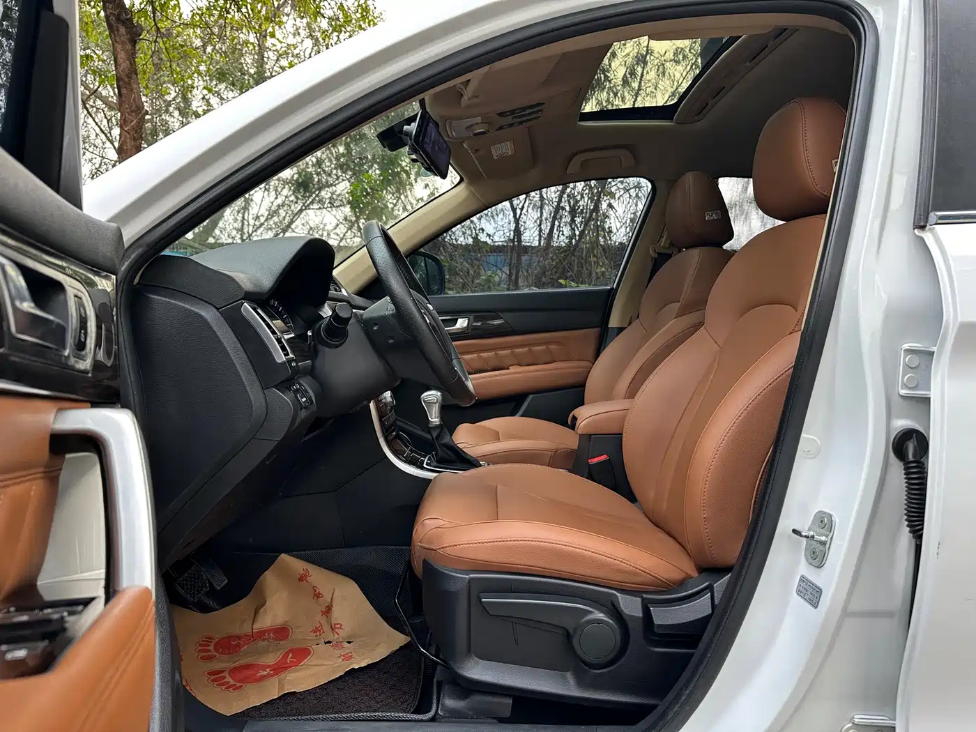 Haval H2 2016 Red Label 1.5T Automatic 2WD Luxury фото 4