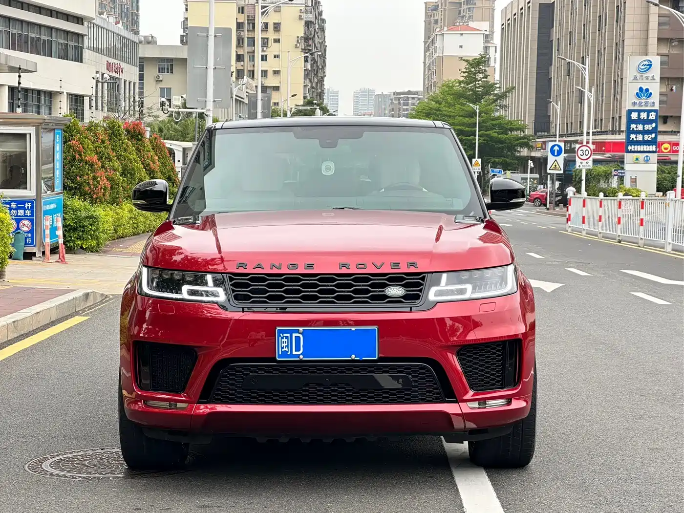 Land Rover Range Rover Sport 2016 3.0 SC V6 HST фото 2