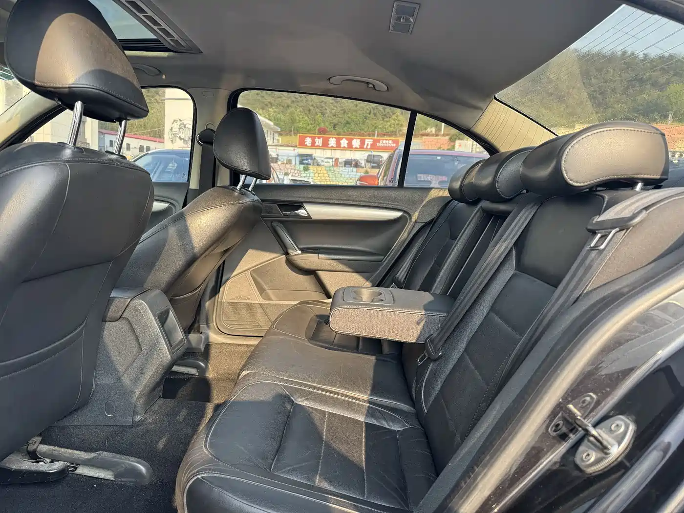 Volkswagen Lavida 2013 Facelift 1.4TSI DSG Comfort фото 6