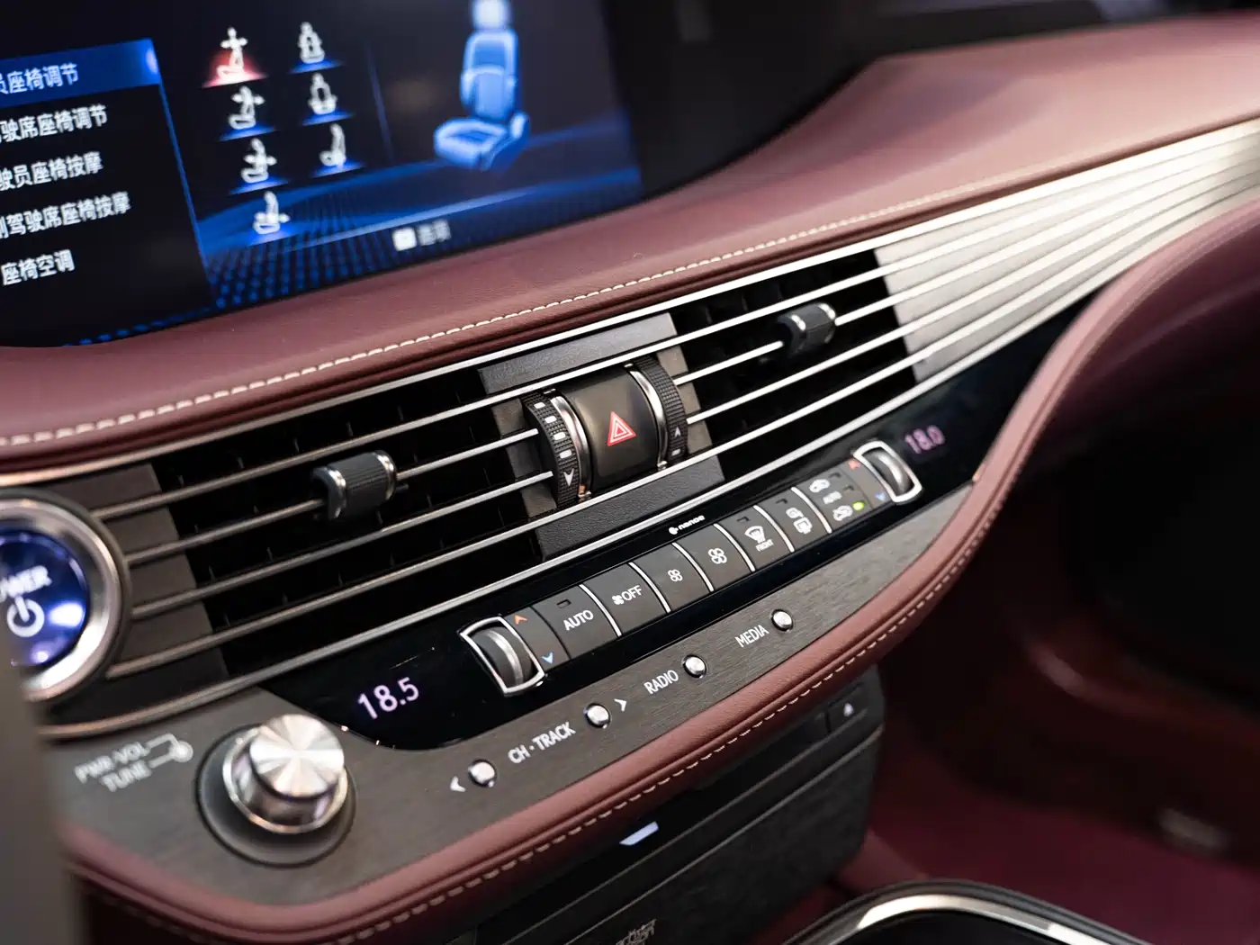 Lexus LS 2020 500h Executive (China VI) фото 17
