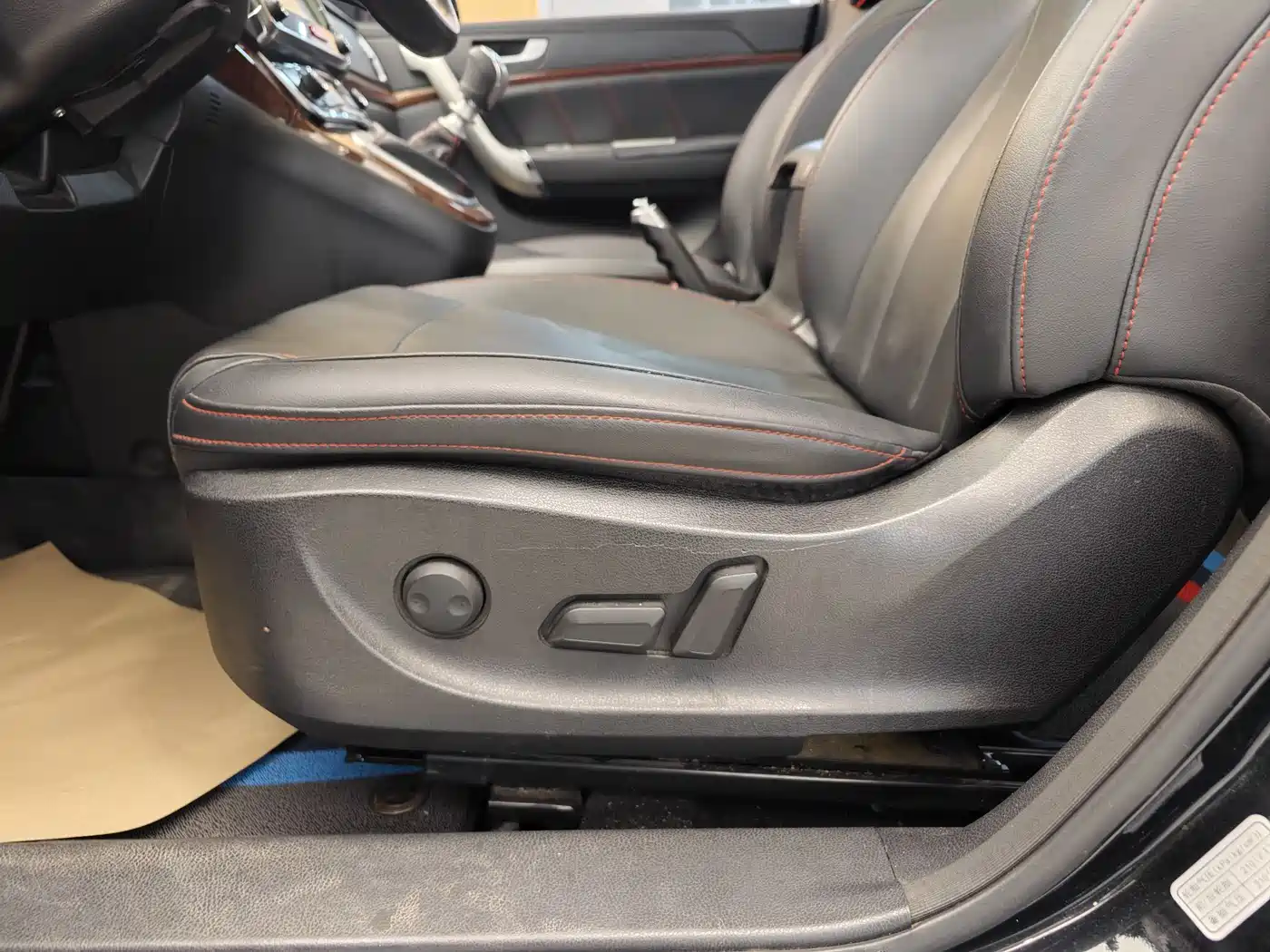 Haval H6 2017 Red Label Sport 1.5T Manual 2WD Elite фото 10