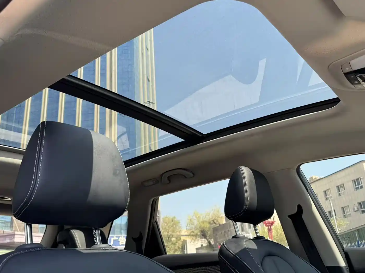 Zhonghua V7 2020 2018 280T DCT Premium 5-seater