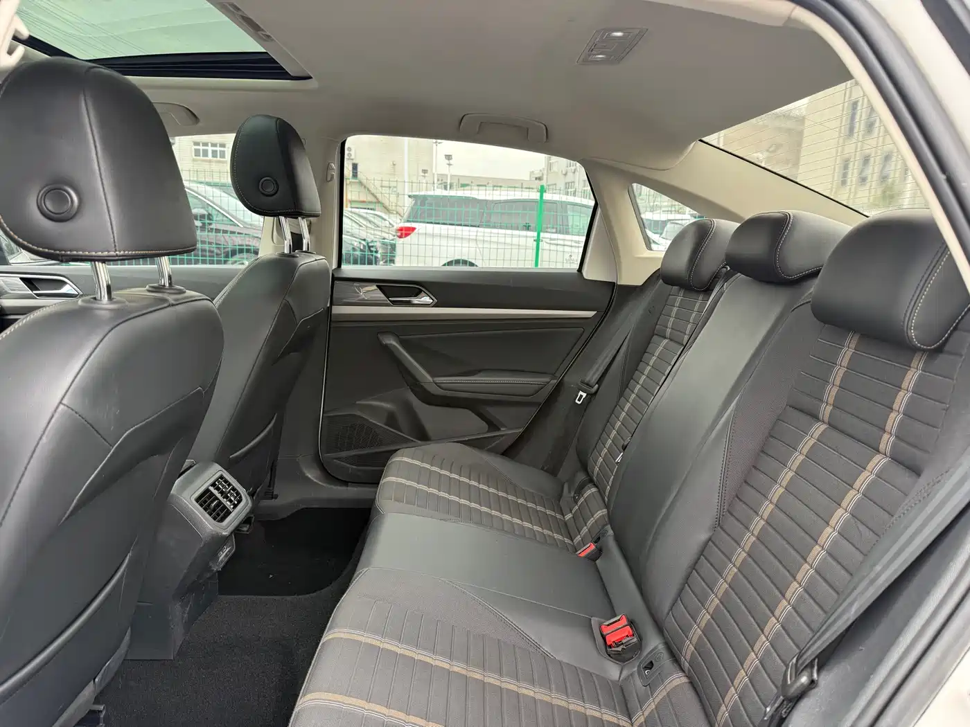Volkswagen Lavida 2021 280TSI DSG Comfort Edition фото 10