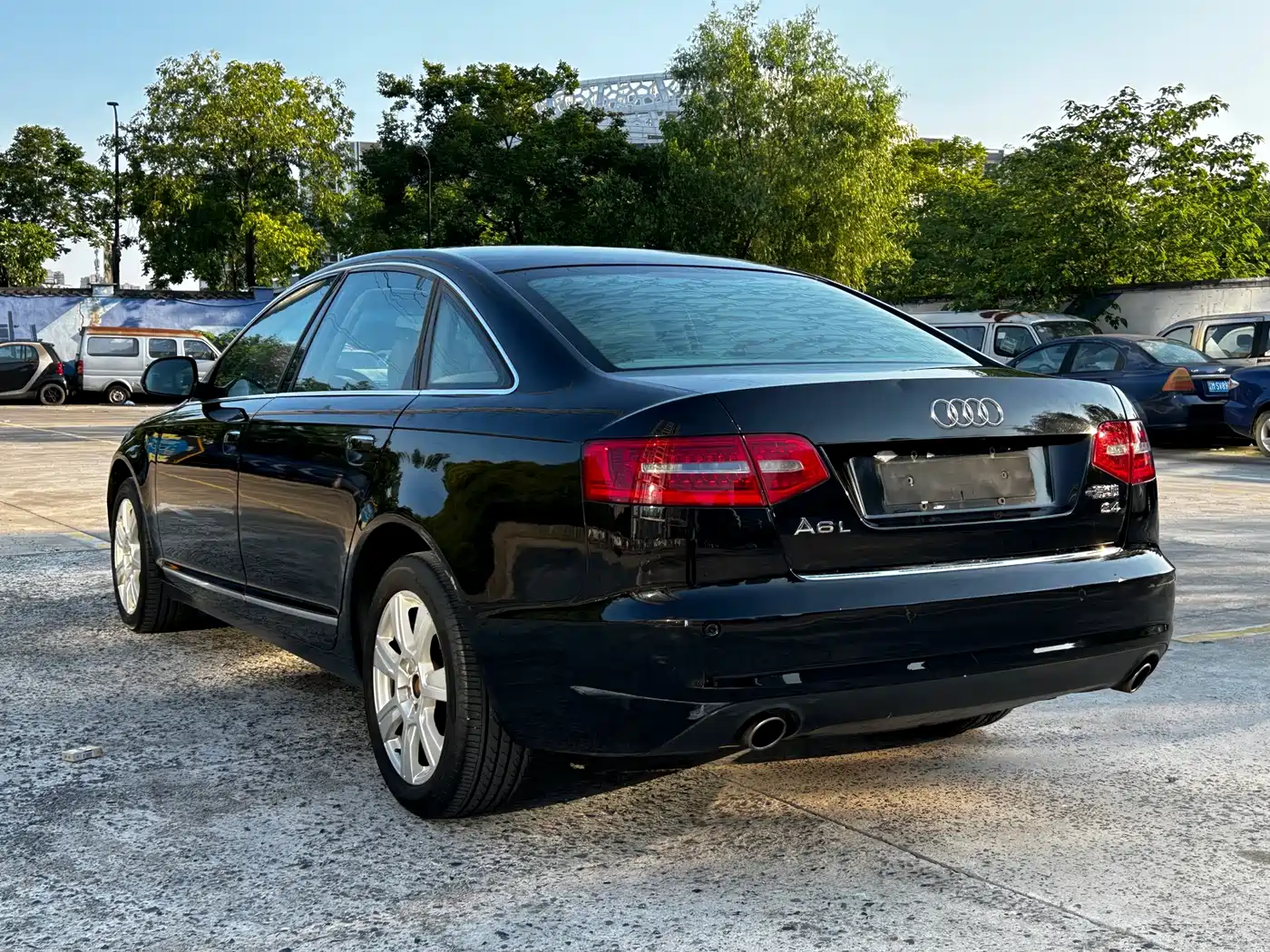 Audi A6L 2010 2.4L Luxury фото 6