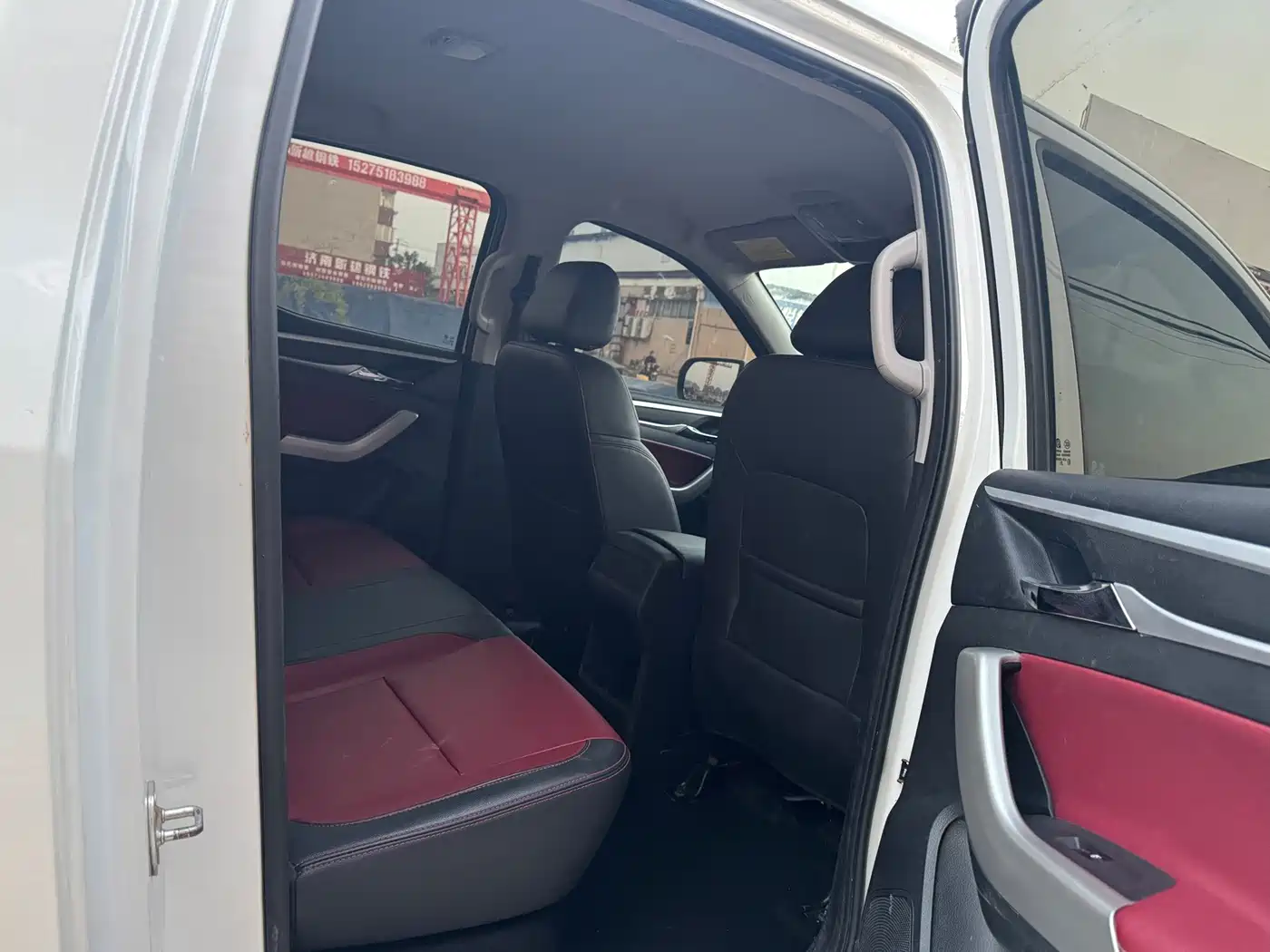 Maxus Interstellar 2024 2024 Model Interstellar L 2.0T Diesel Automatic 2WD Luxury Edition Long Cargo