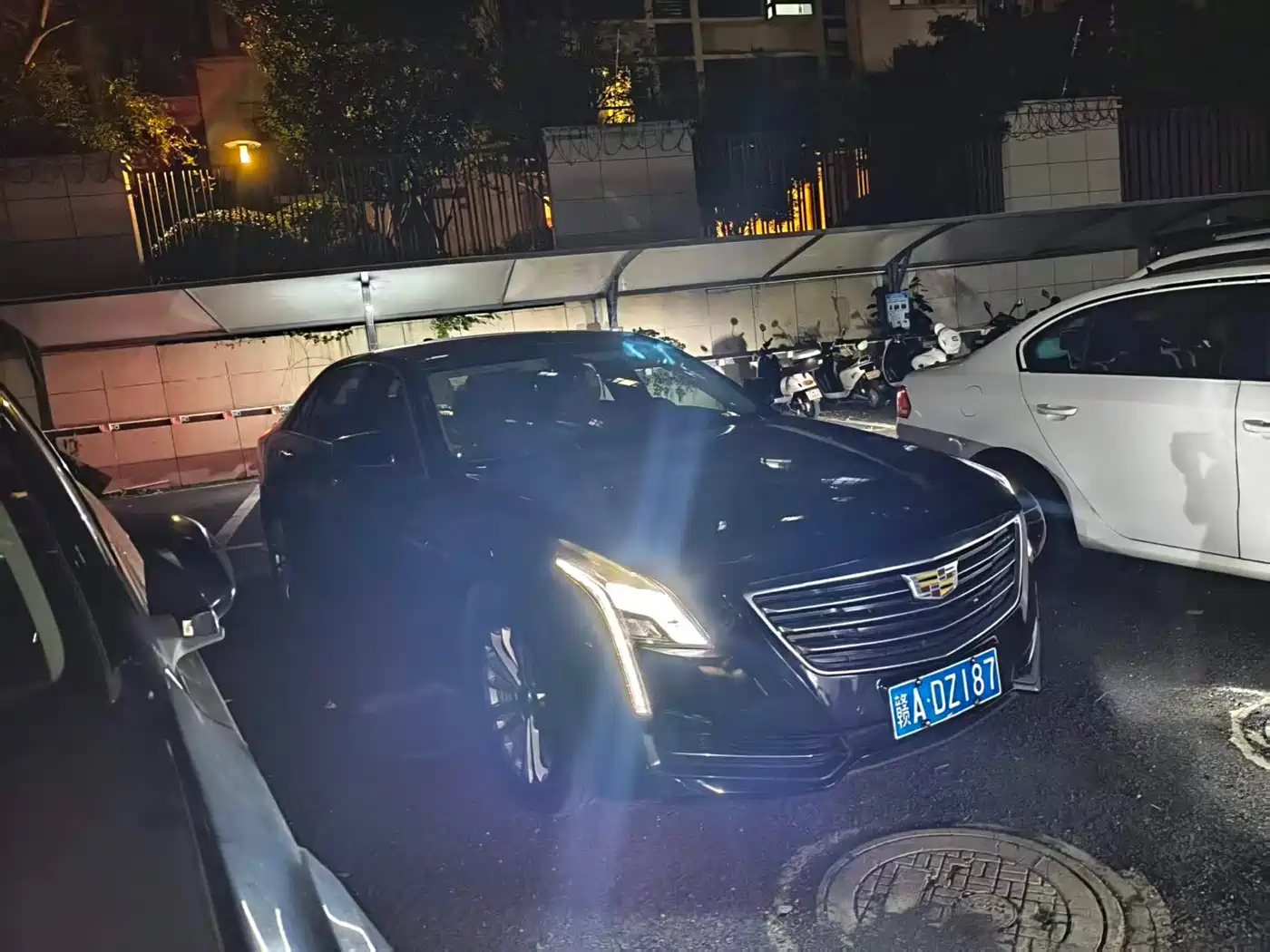 Photo 3 - Cadillac CT6