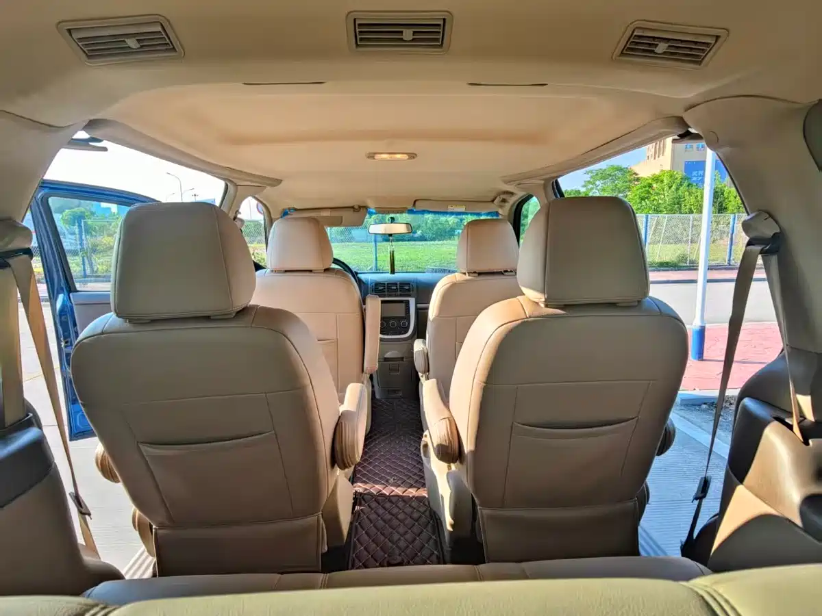 Buick GL8 2014 2.4L Classic Edition фото 16
