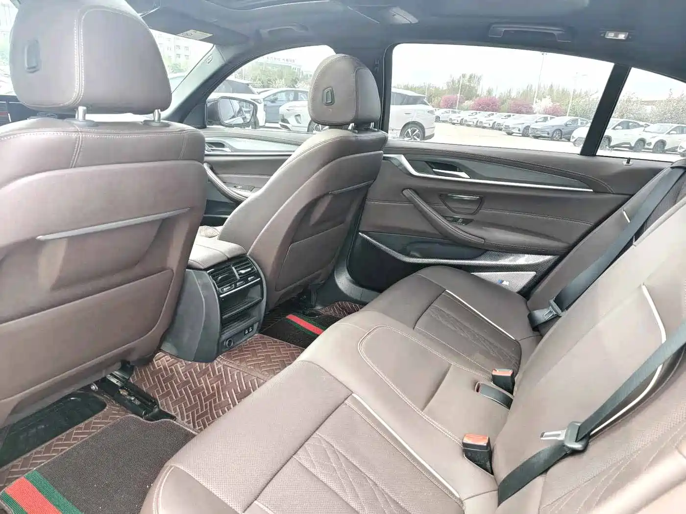 BMW 5 Series 2023 530Li Leading M Sport Package фото 6