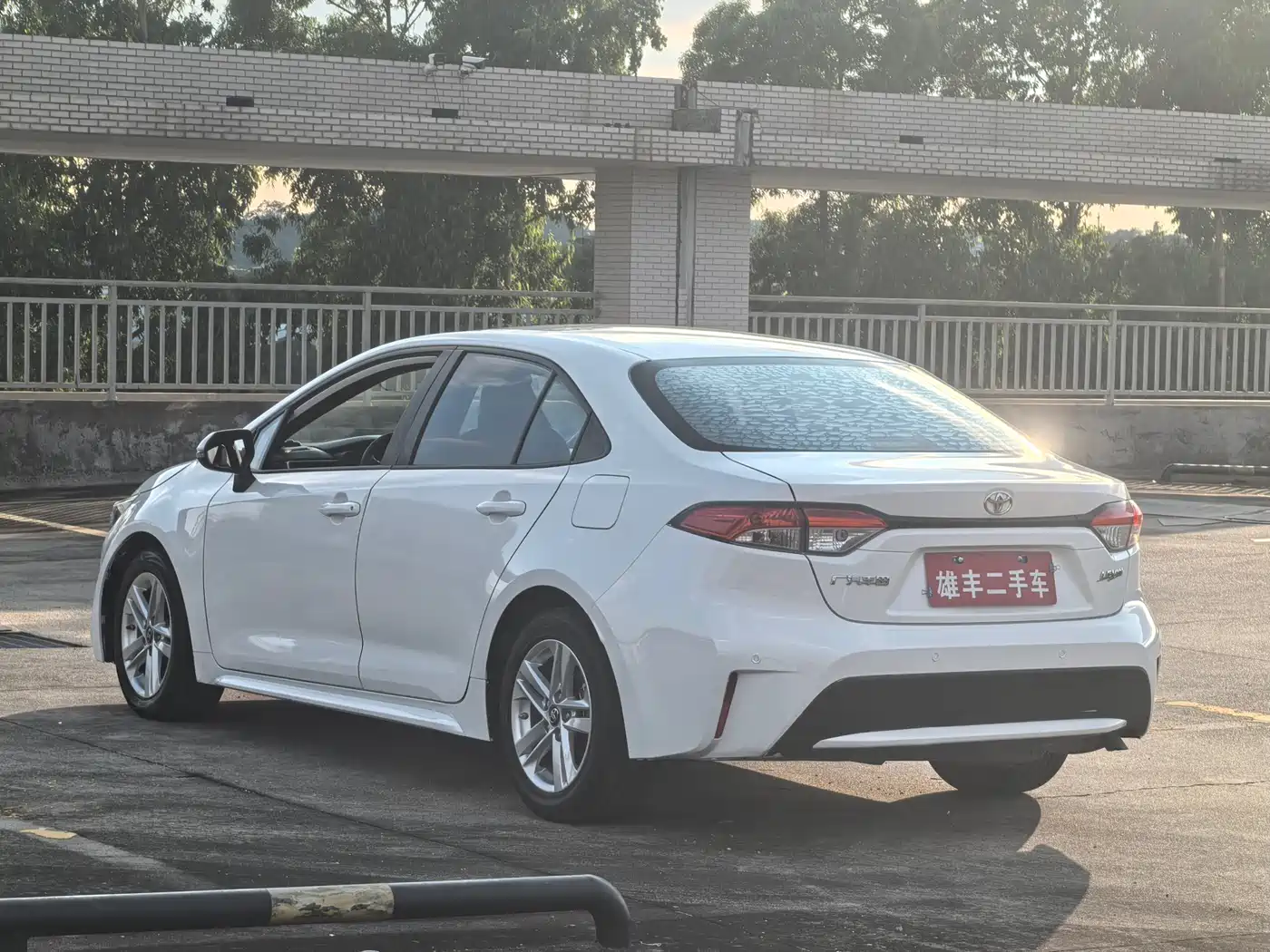 Toyota Levin 2022 TNGA 1.5L CVT Progressive Edition фото 11
