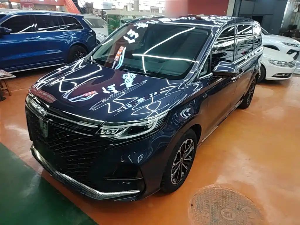 Roewe iMAX8 2022 400TGI Gathering Edition
