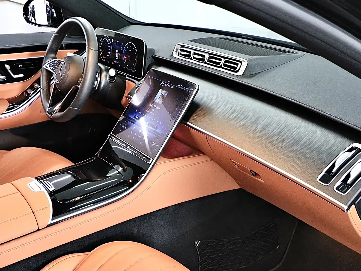 Mercedes-Benz S-Class 2024 Facelift S 400 L Business Edition фото 15
