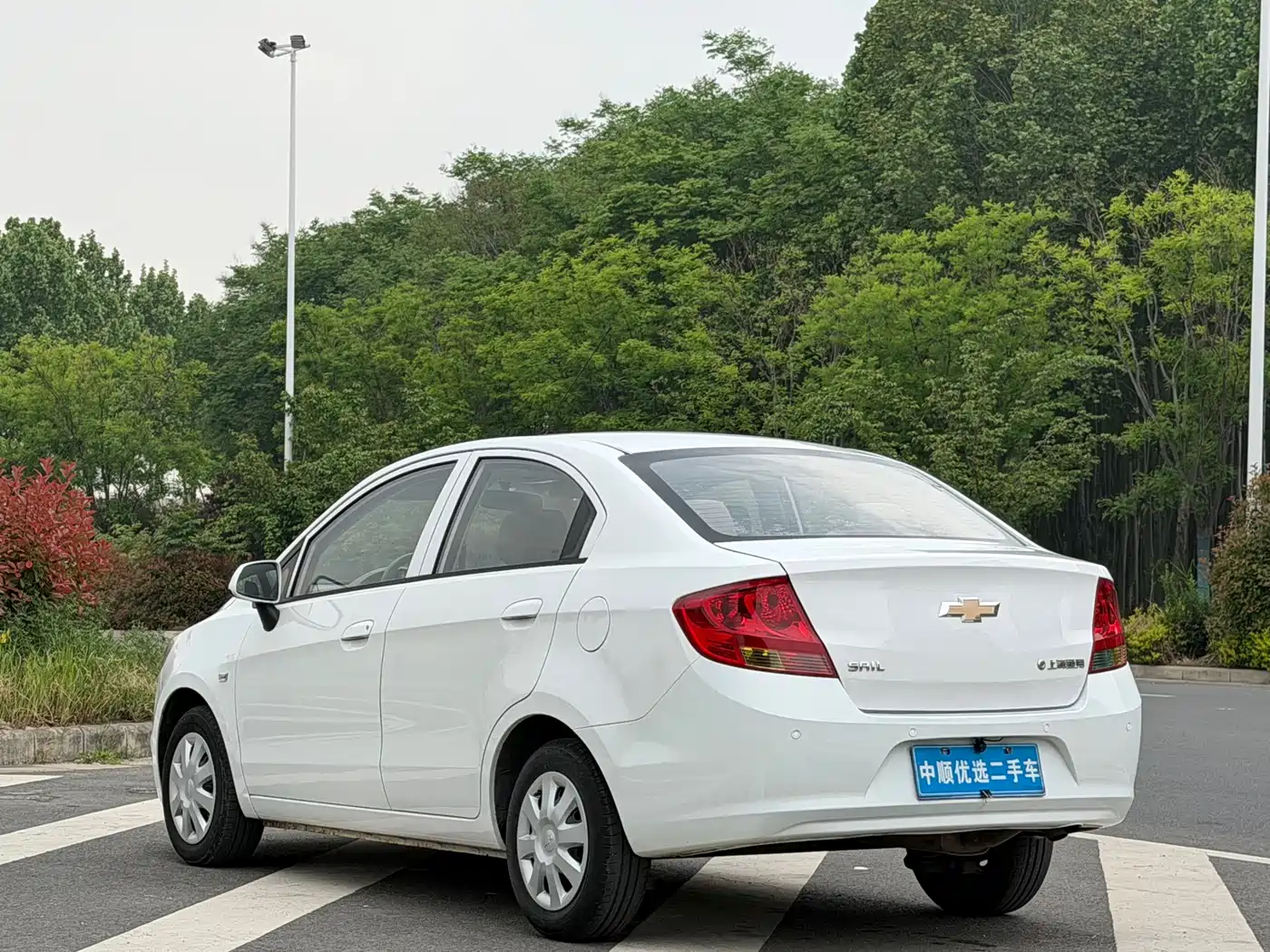 Chevrolet Sail 2013 Sedan 1.4L AMT Premium Edition фото 7