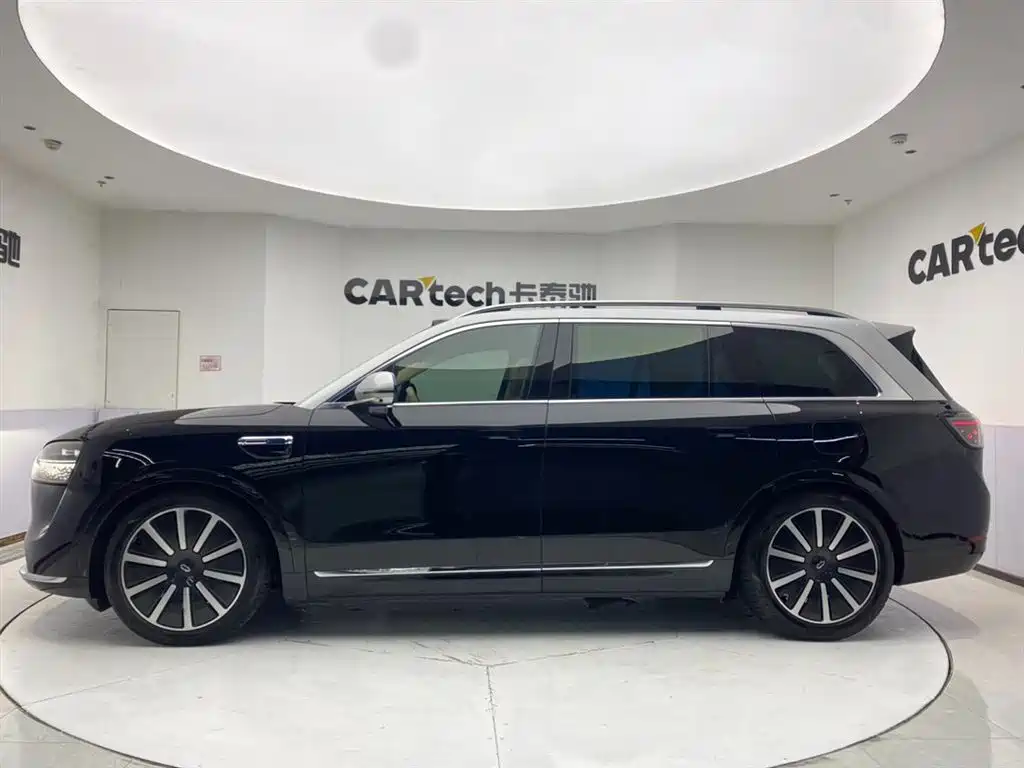 AITO Wenjie AITO M9 2025 Extended Range Ultra 52kWh 6-Seater фото 8