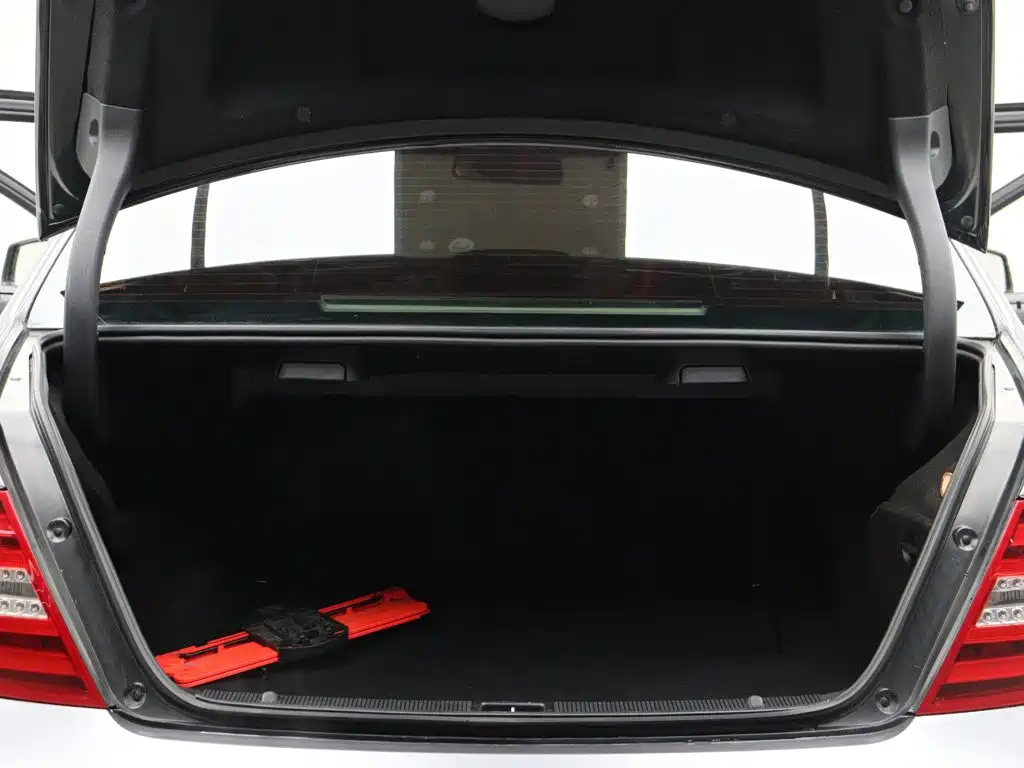 Mercedes-Benz C-Class AMG 2010 2010 AMG C 63 Sport Enhanced Edition