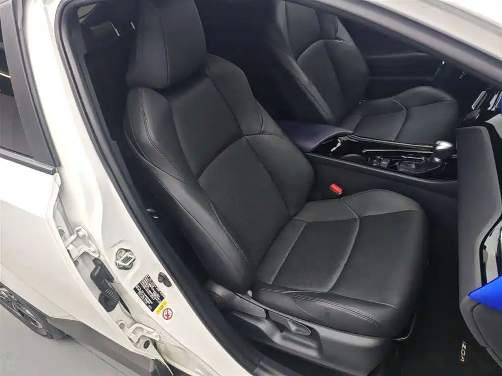 Toyota IZOA 2018 2.0L Yichi Edition China V фото 25