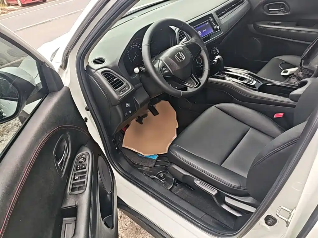 Honda Vezel 2016 2015 1.5L CVT 2WD Comfort
