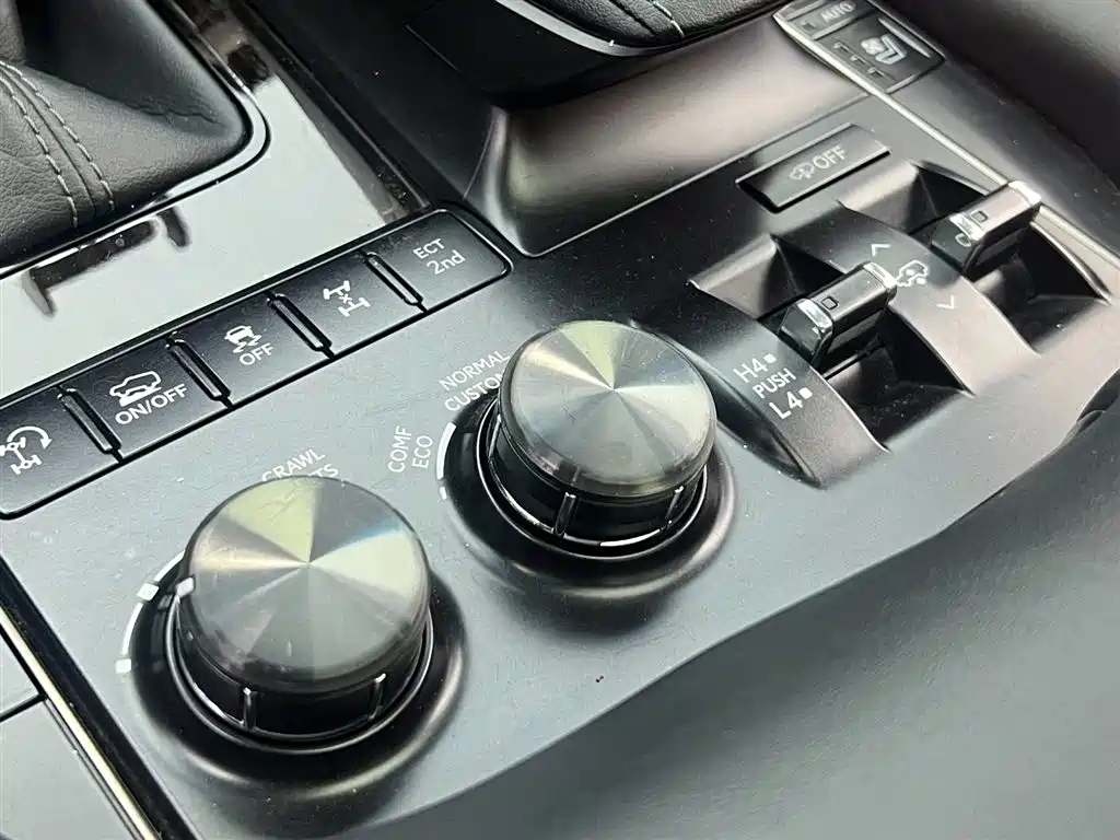 Lexus LX 2017 570 Prestige Luxury фото 13