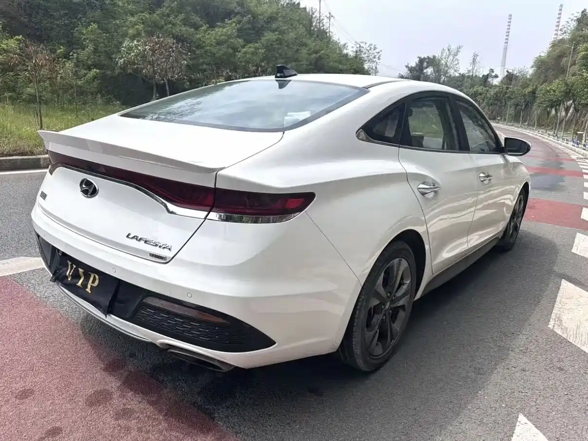 Hyundai Fista 2019 280TGDi Smart Speed Edition China VI фото 7