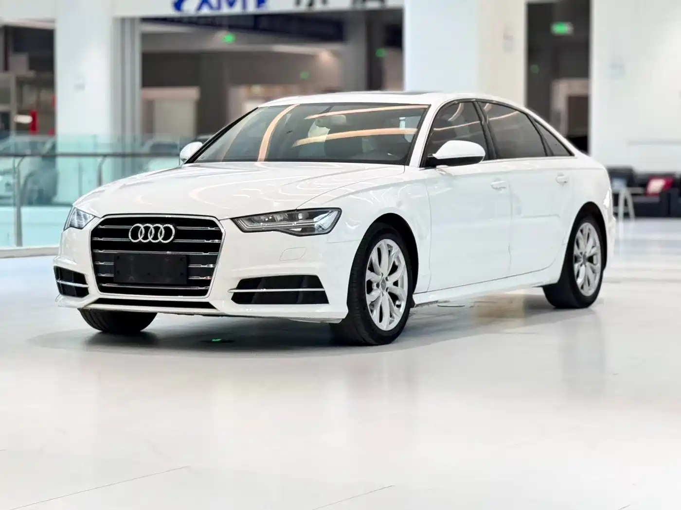 Audi A6L 2018 30th Anniversary 35 TFSI Fashion