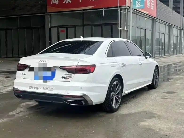 Audi A4L 2020 40 TFSI Fashion Dynamic Edition фото 4
