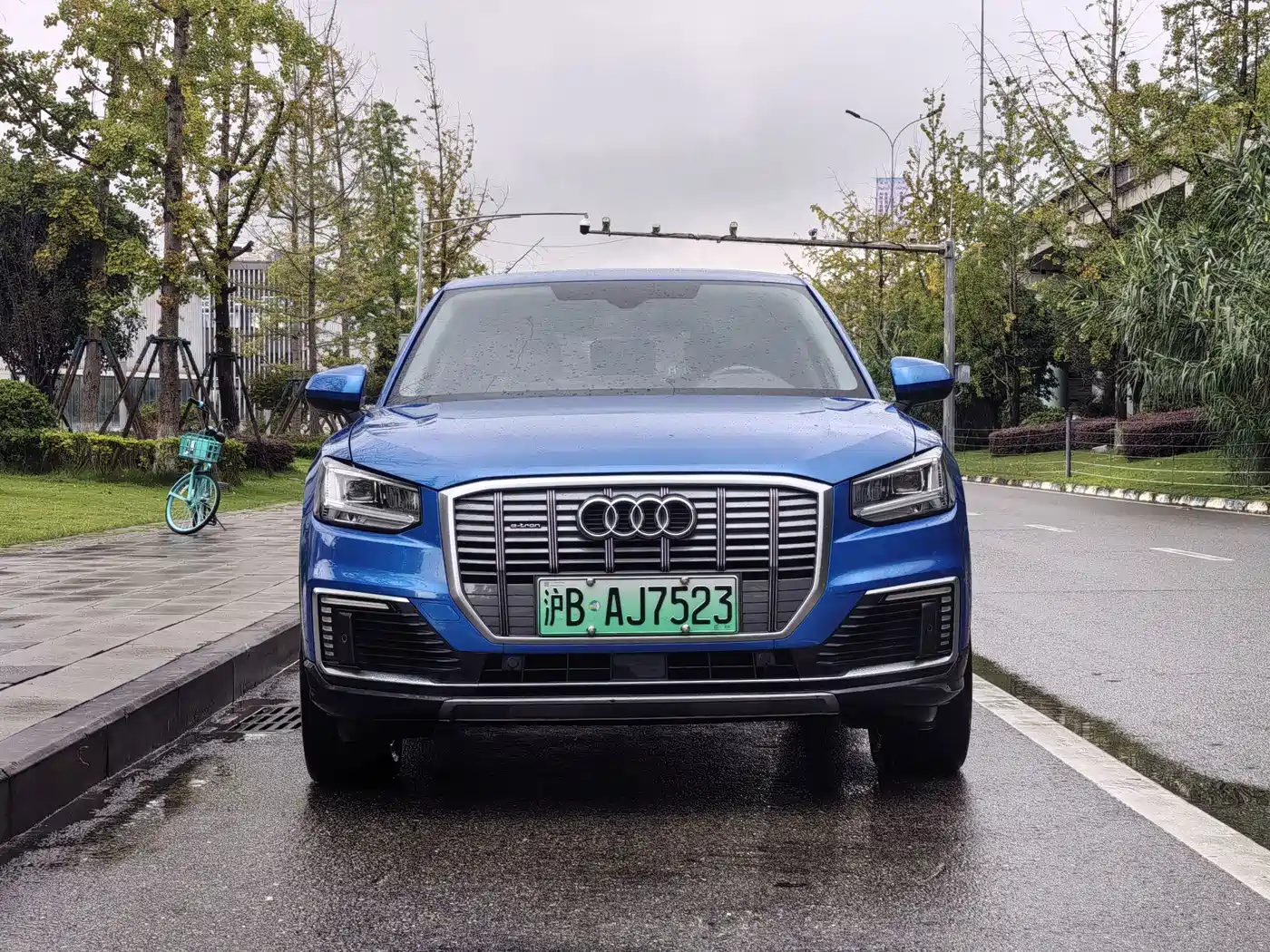 2021 Audi Q2L e-tron