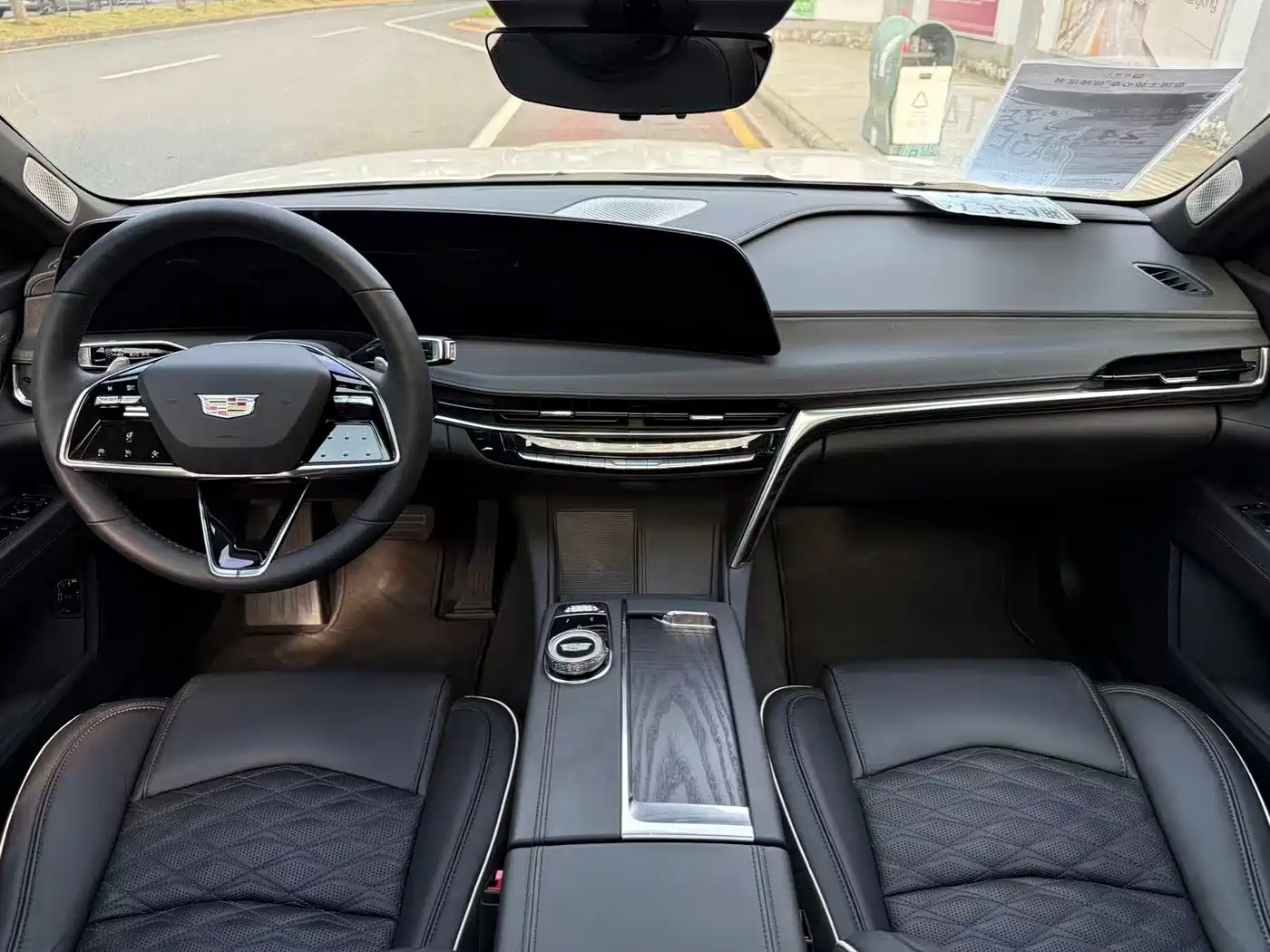 CADILLAC CT6