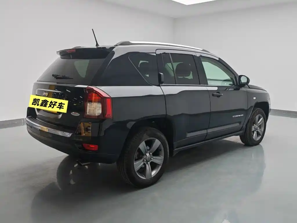 Jeep Compass (Import) 2015 2014 Facelift 2.4L 4WD Comfort Edition