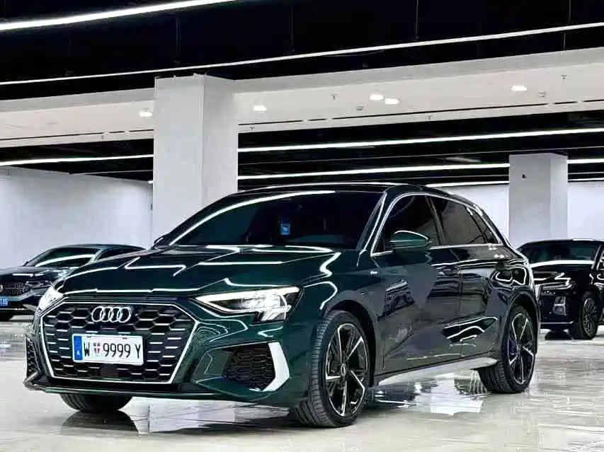 AUDI A3 2023