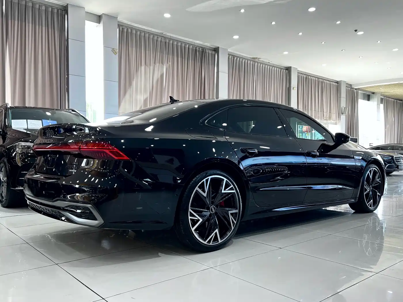 Audi A7L 2025 2024 45 TFSI quattro Black Warrior Edition
