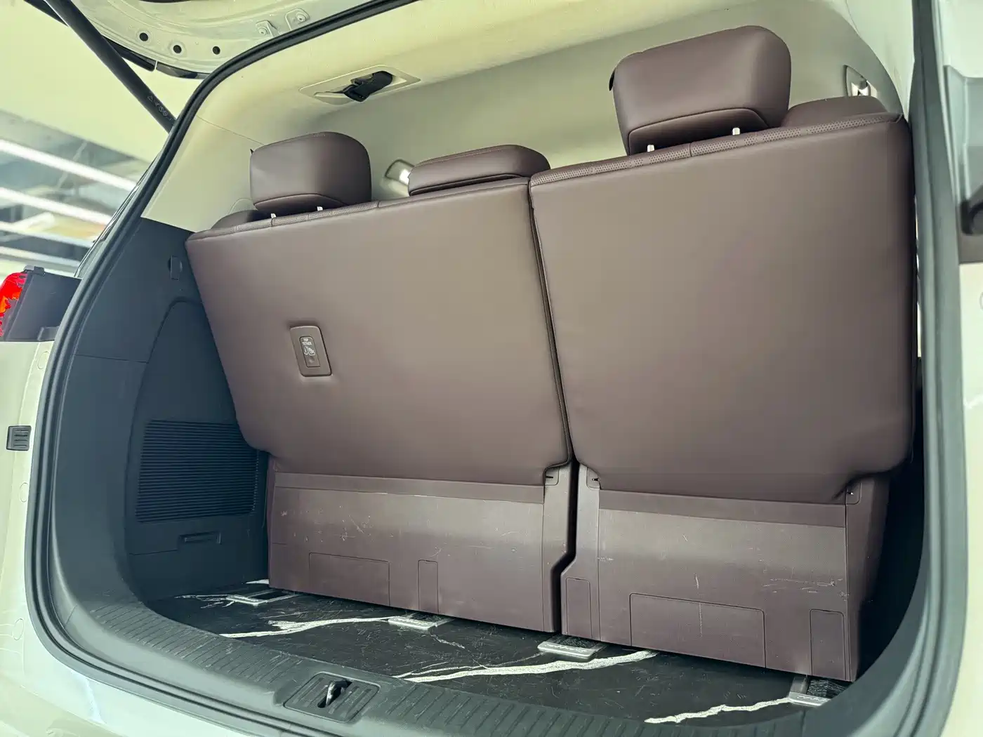 Buick Century 2024 2023 2.0T 7-Seater World Edition