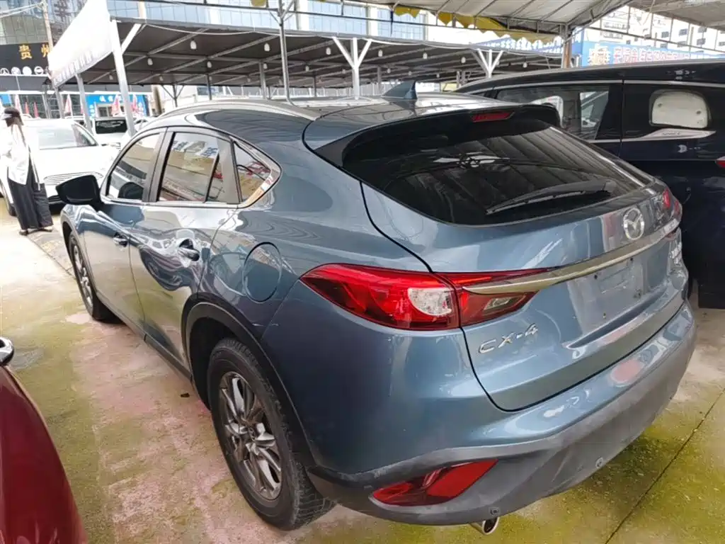 Фото 5 - Mazda CX-4