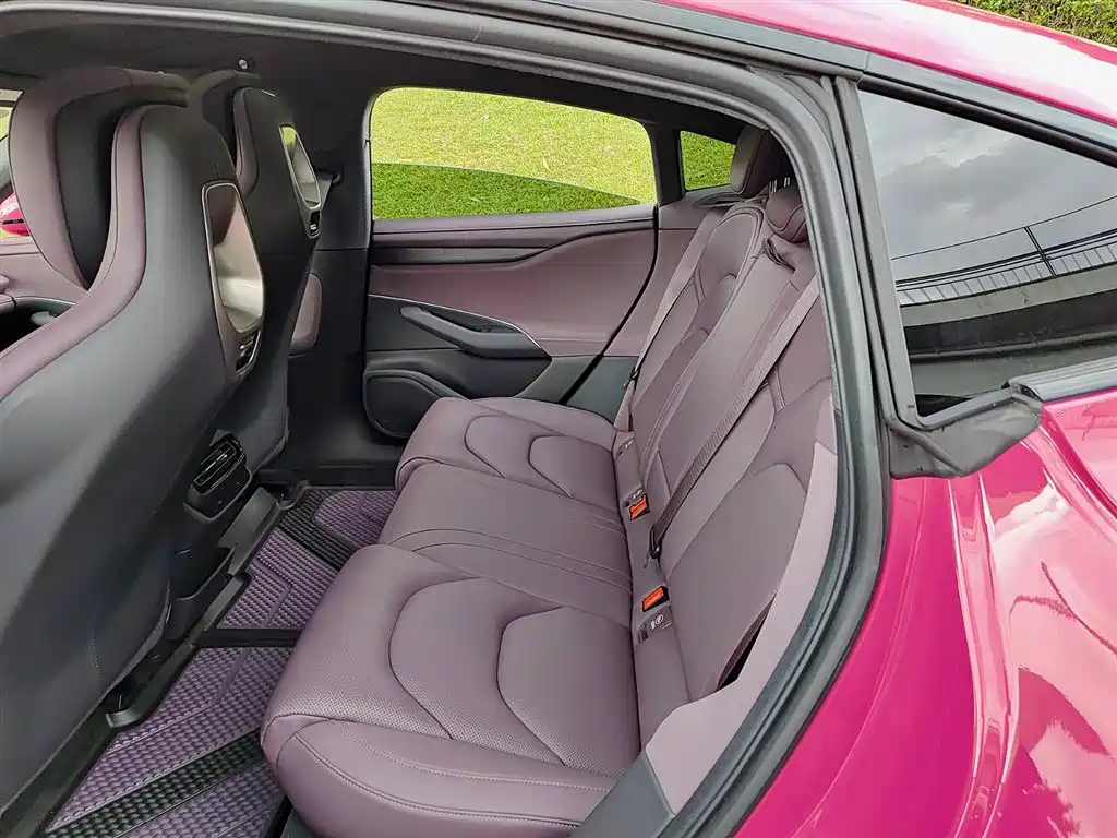 XIAOMI CAR XIAOMI SU7