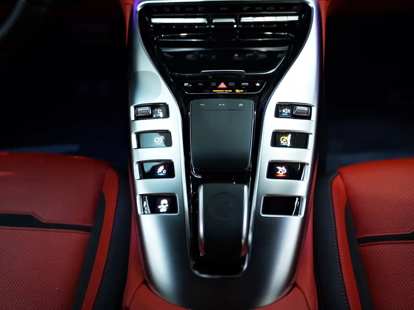 MERCEDES-BENZ AMG GT