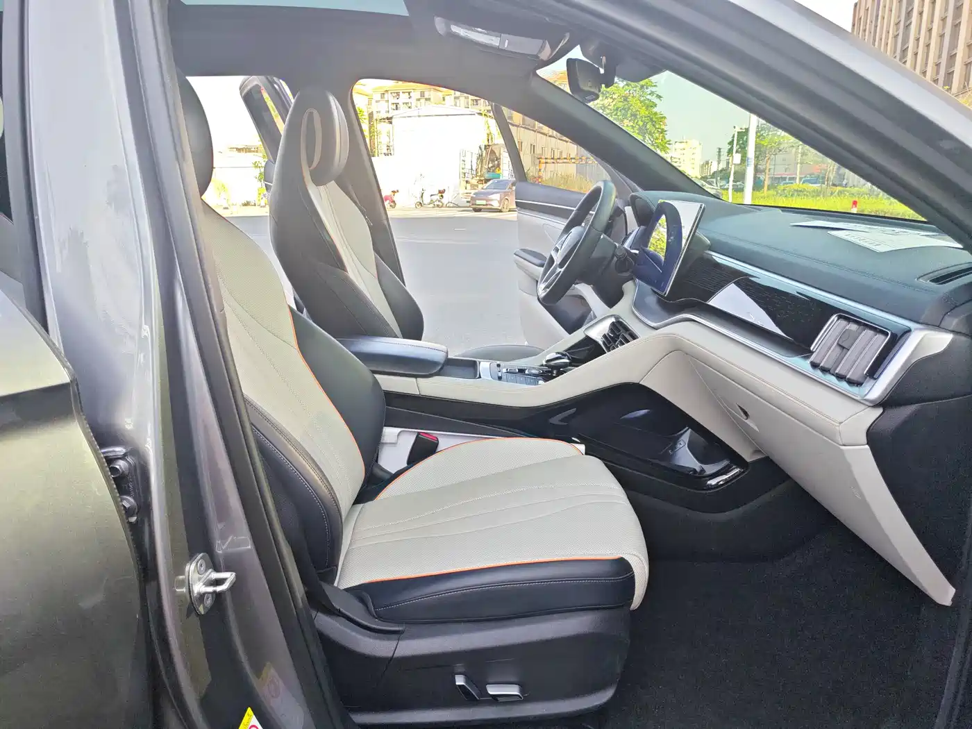 BYD Song PLUS PHEV 2021 EV Flagship фото 11