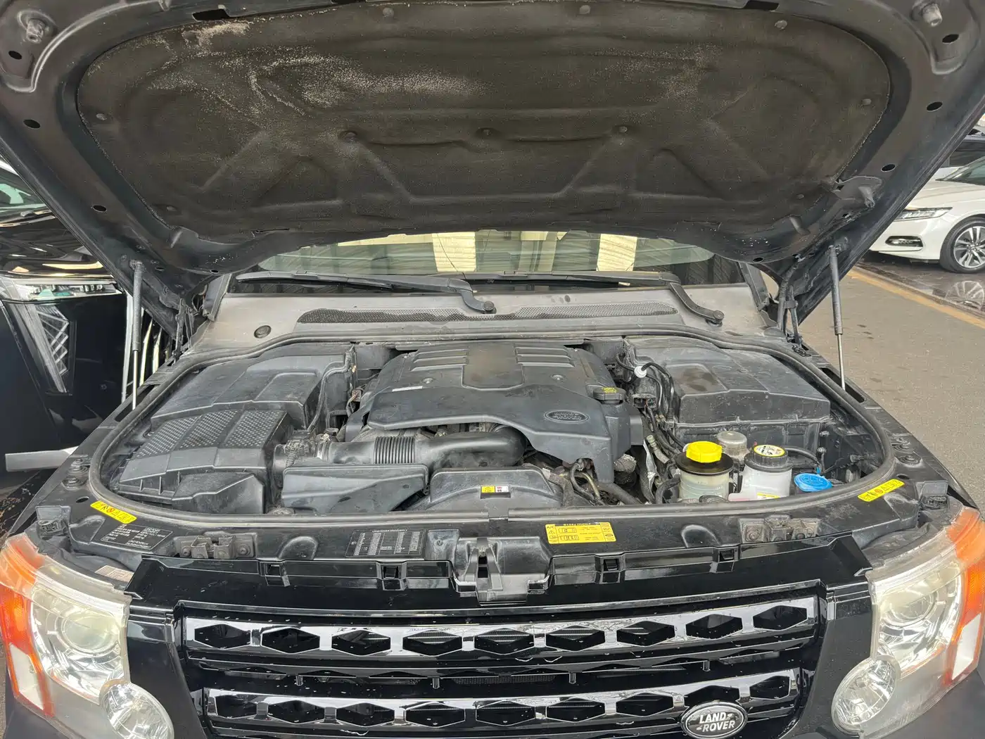 Land Rover Discovery 2005 Model 4.0 SC V6 HSE фото 8