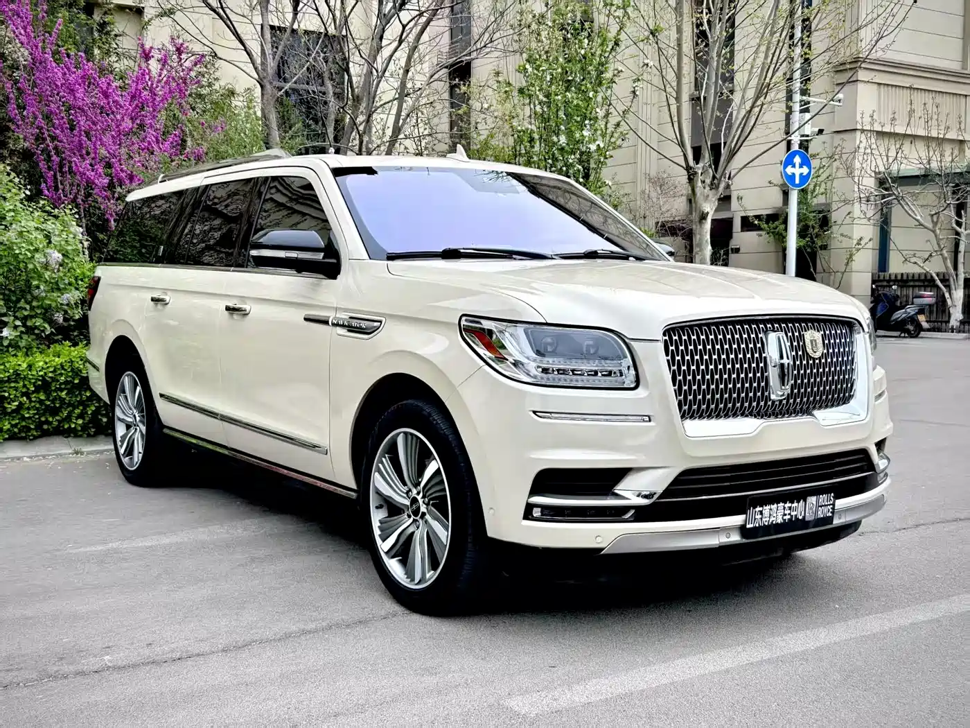 Lincoln Navigator 2020 3.5T Long Wheelbase Presidential Edition фото 3