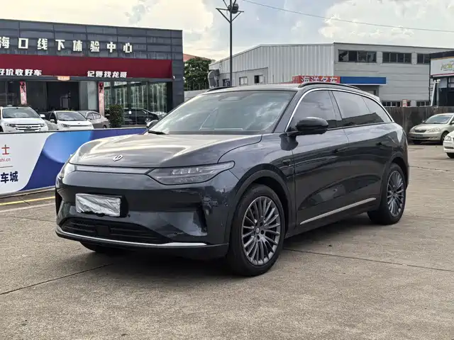 Leapmotor C11 2024 Pure Electric 580 Premium Edition