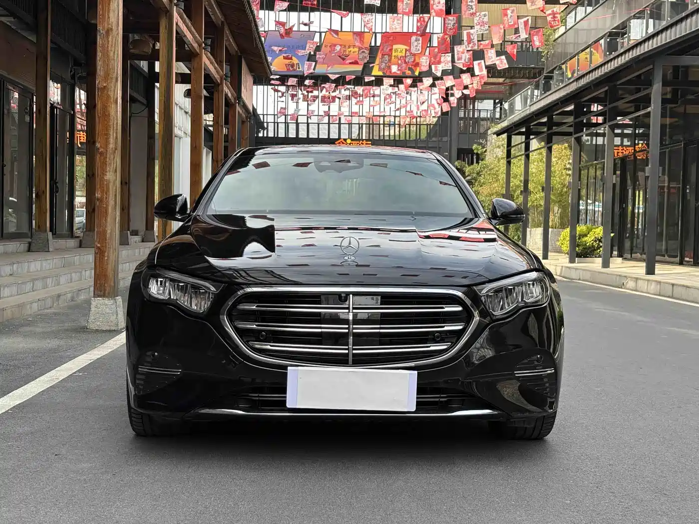 MERCEDES-BENZ E-CLASS