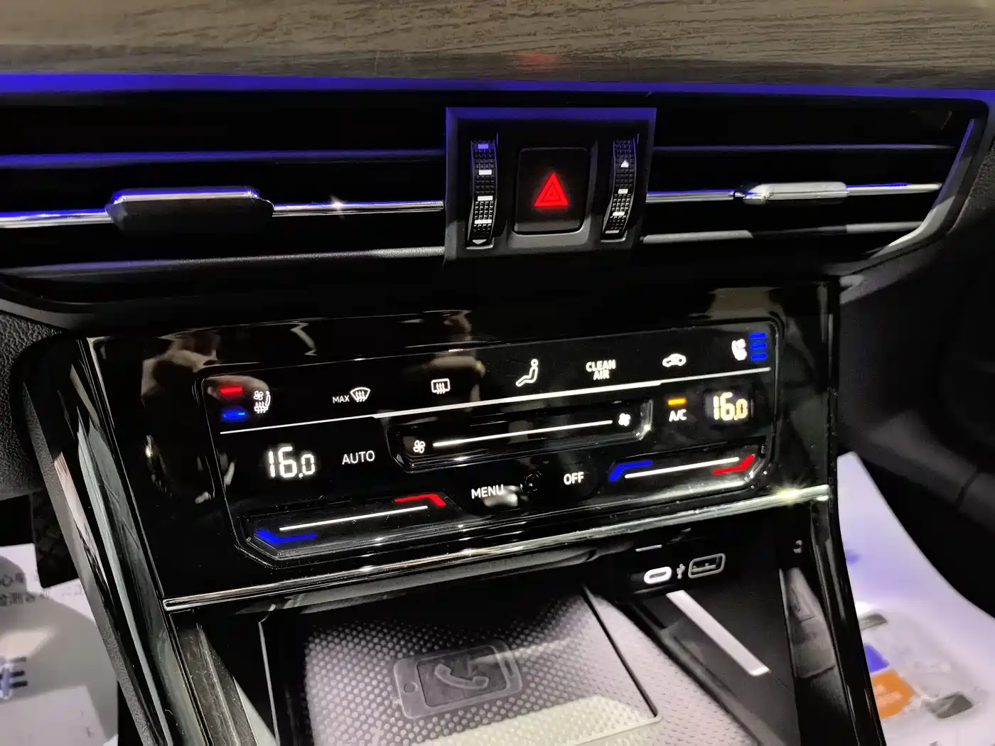 Volkswagen Passat 2021 Model 330TSI Luxury Edition фото 9