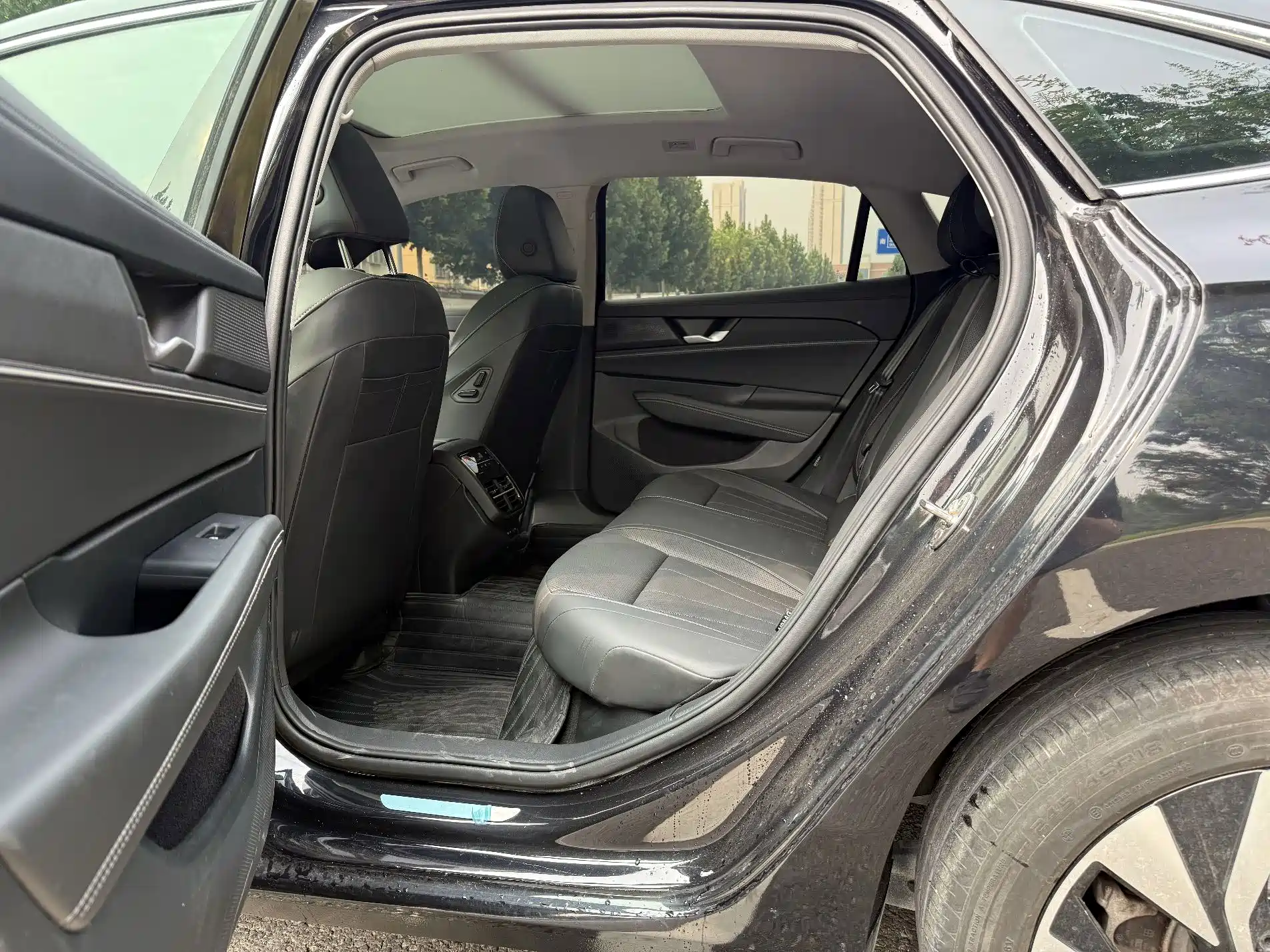 Фото 6 - Volkswagen Passat