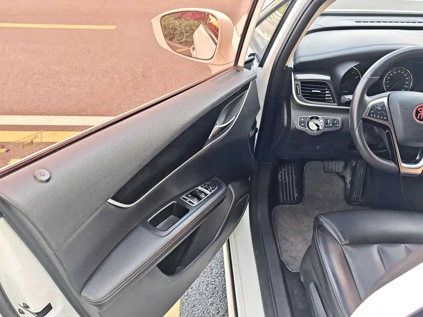 BYD Song MAX 2017 1.5T Auto Smart Luxury 7-Seater фото 11