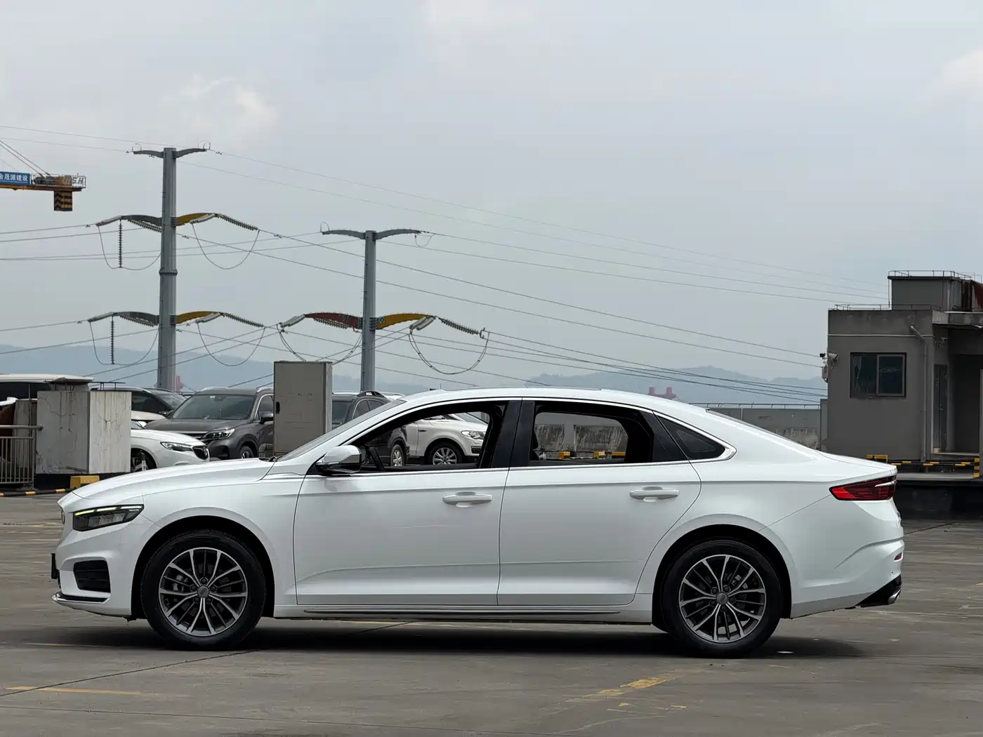 GEELY AUTOMOBILE XINGRUI