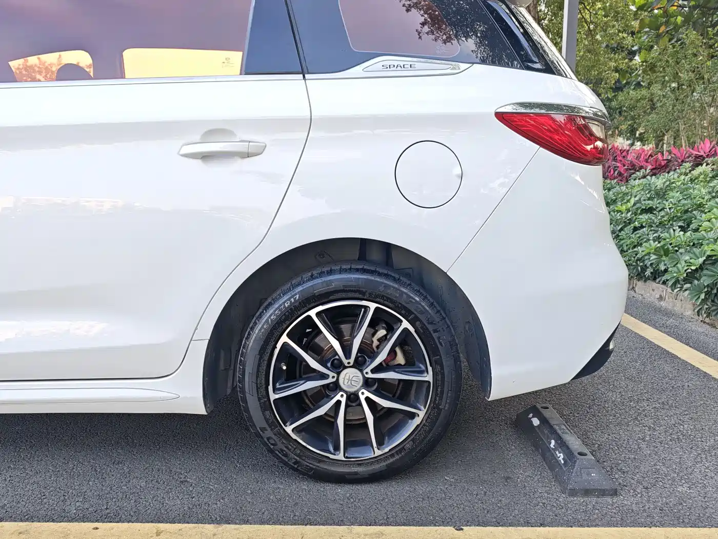 BYD Song MAX 2017 1.5T Auto Smart Luxury 7-Seater фото 21