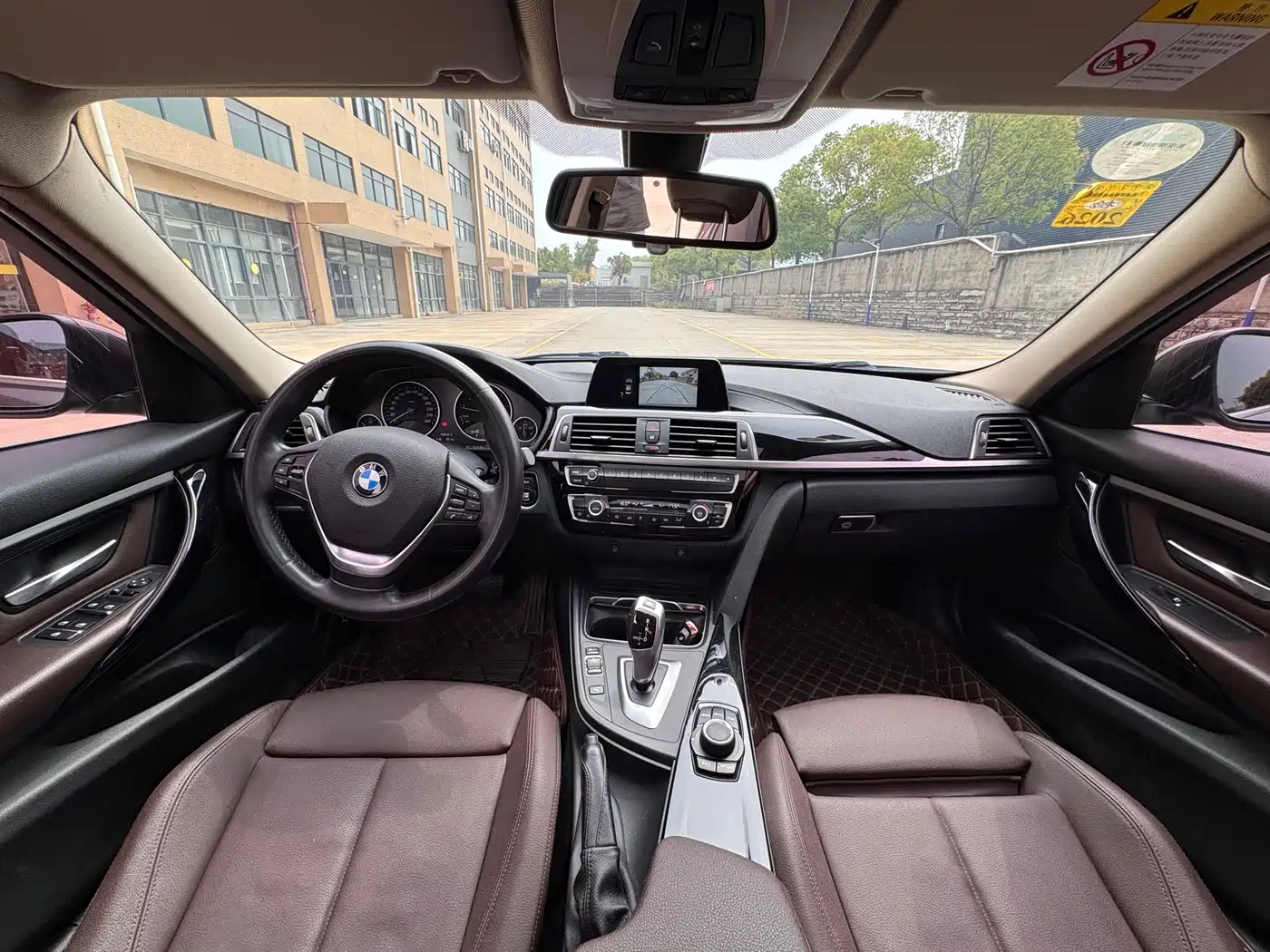BMW 3 Series 2018 320Li Fashion Style фото 8