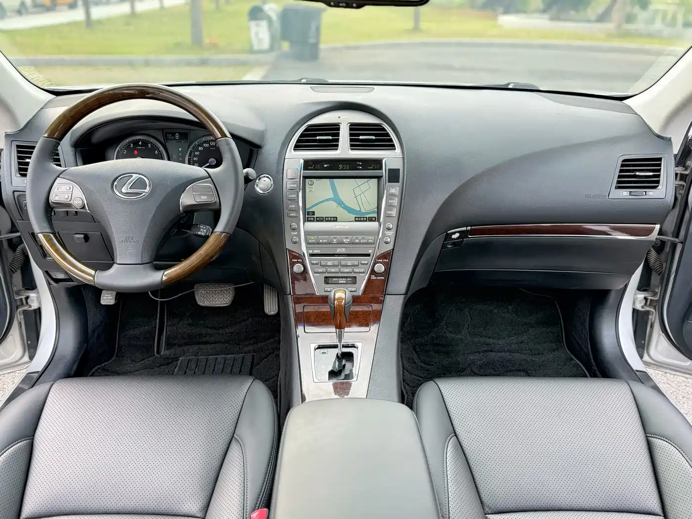 Lexus ES 2010 350 Premium Edition фото 8
