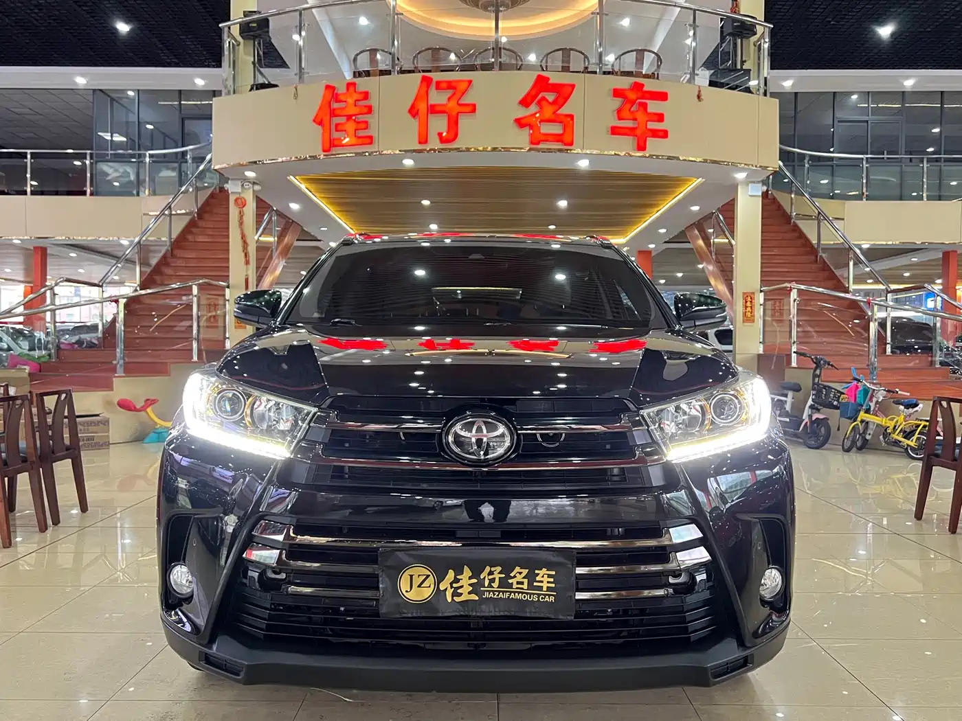Toyota Highlander 2018 Model 2.0T 4WD Knight Edition 7-Seater China VI фото 2