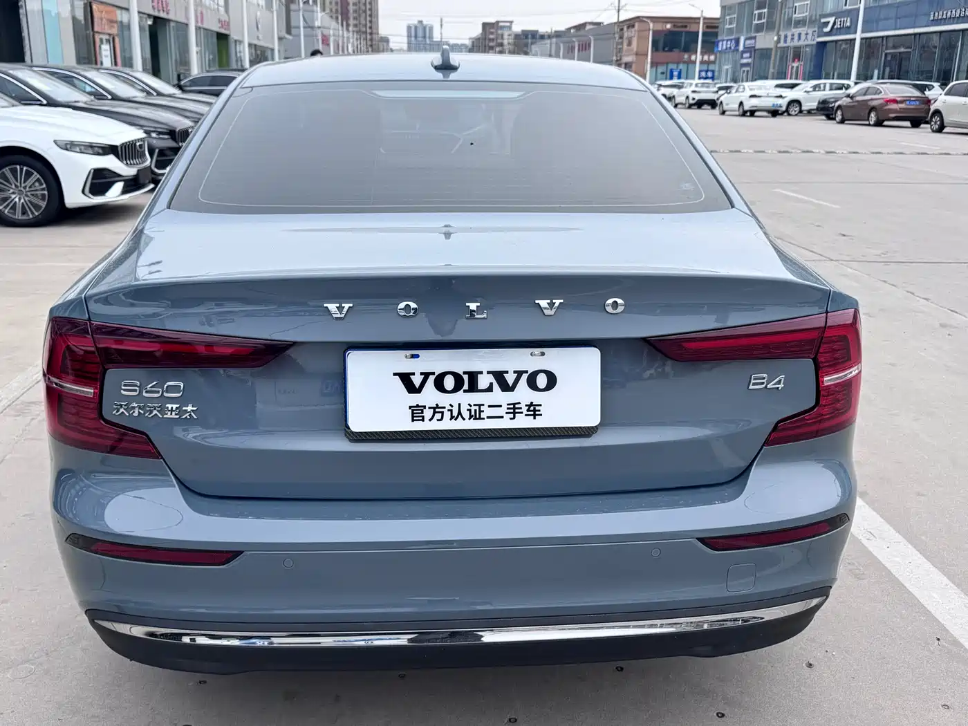 VOLVO S60