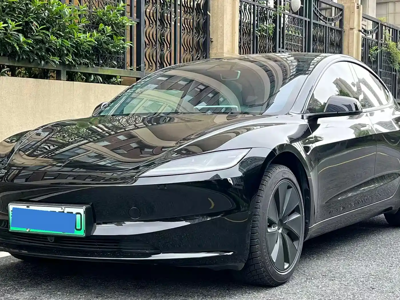 Tesla Model 3 2026 2025 Model Year Facelift Long Range Rear-Wheel Drive